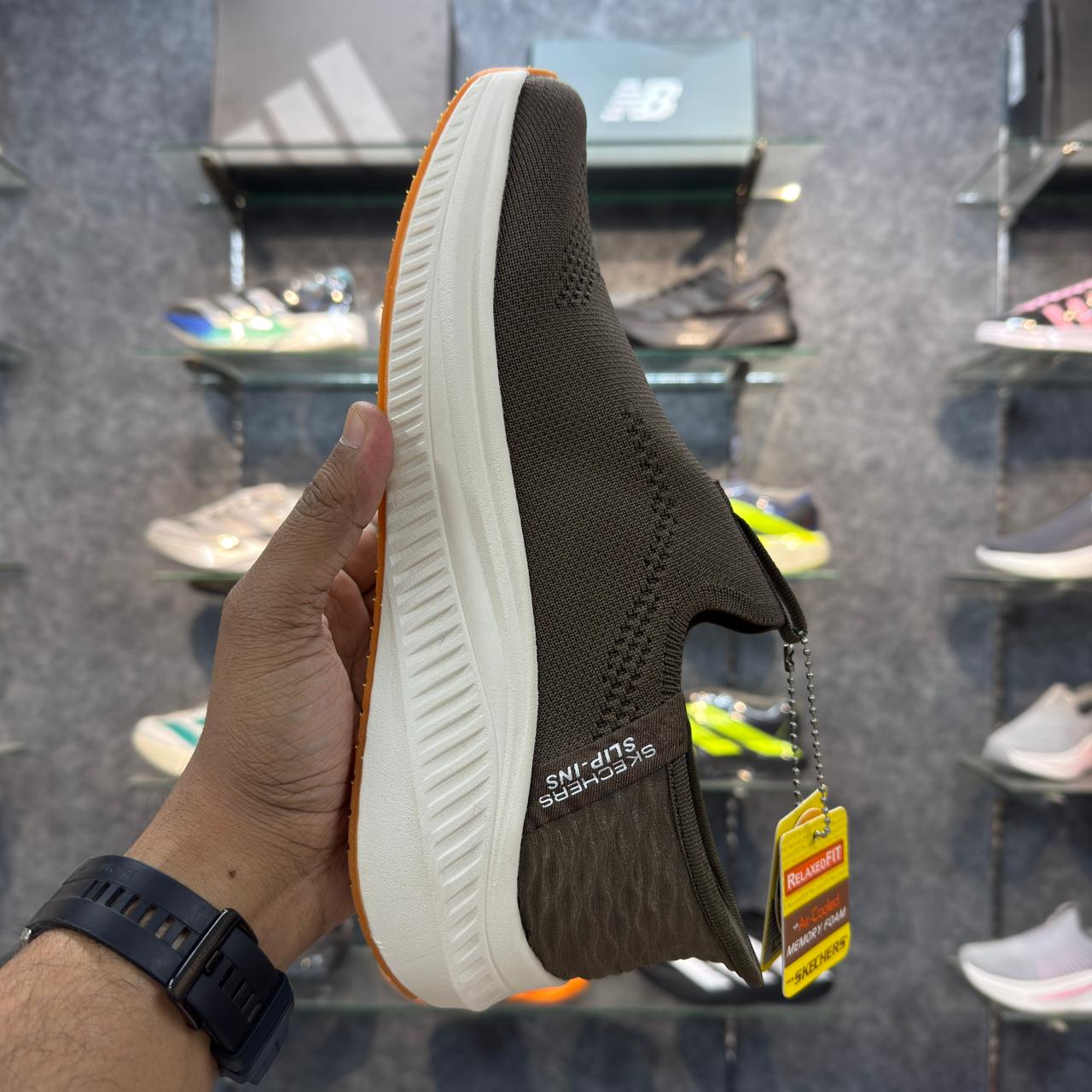 Sketcher Max Cushion Slip ins 