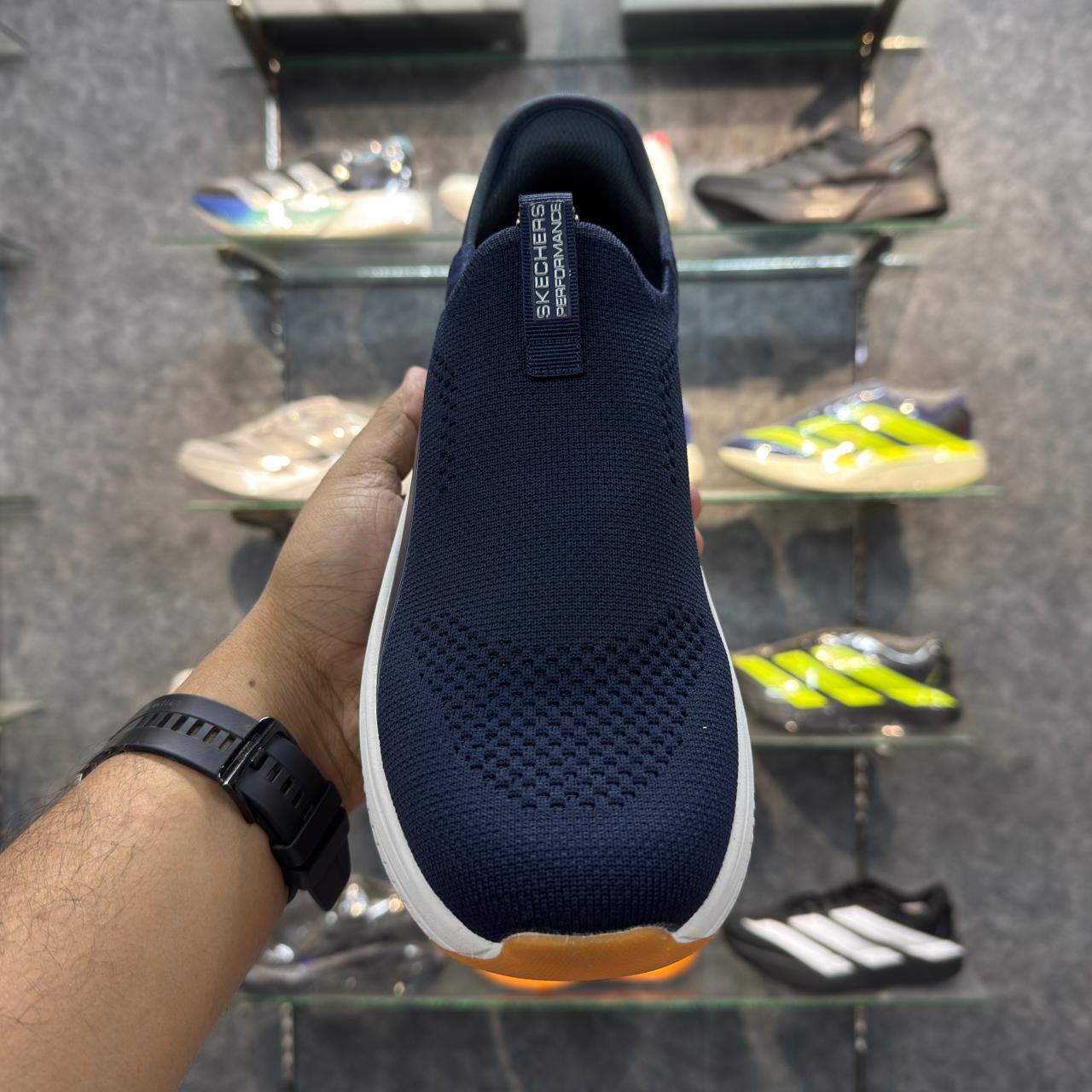 Sketcher Max Cushion Slip ins 