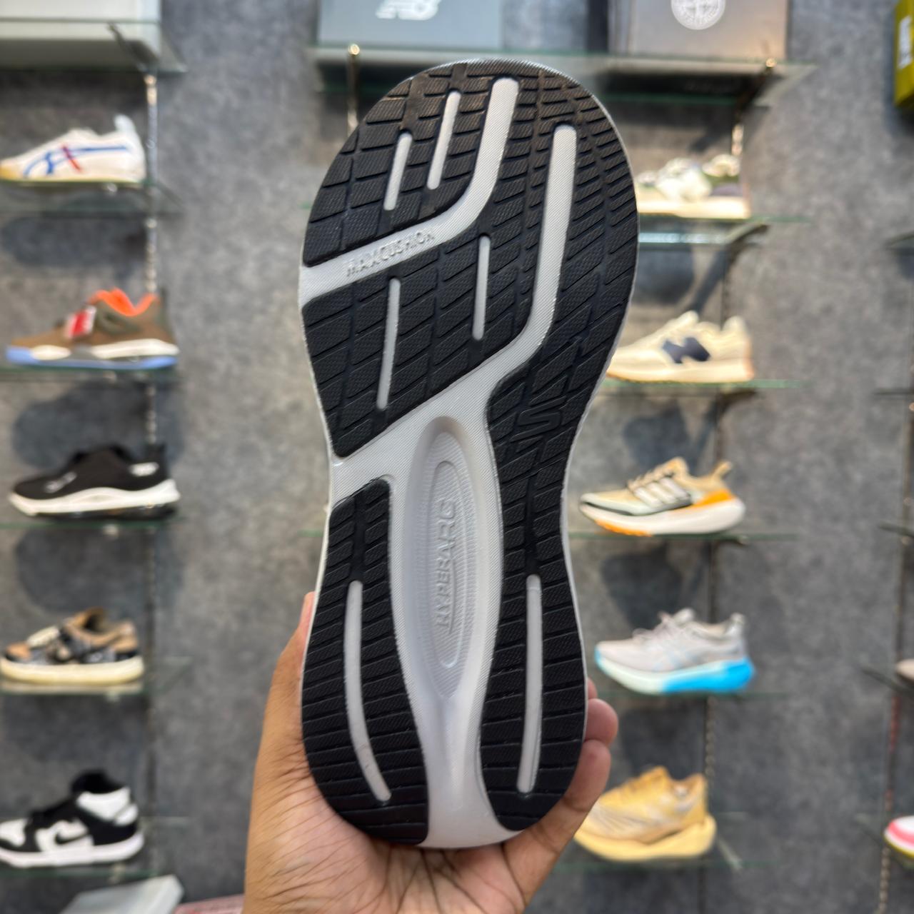 Sketcher Max Cushioning Elite Black White