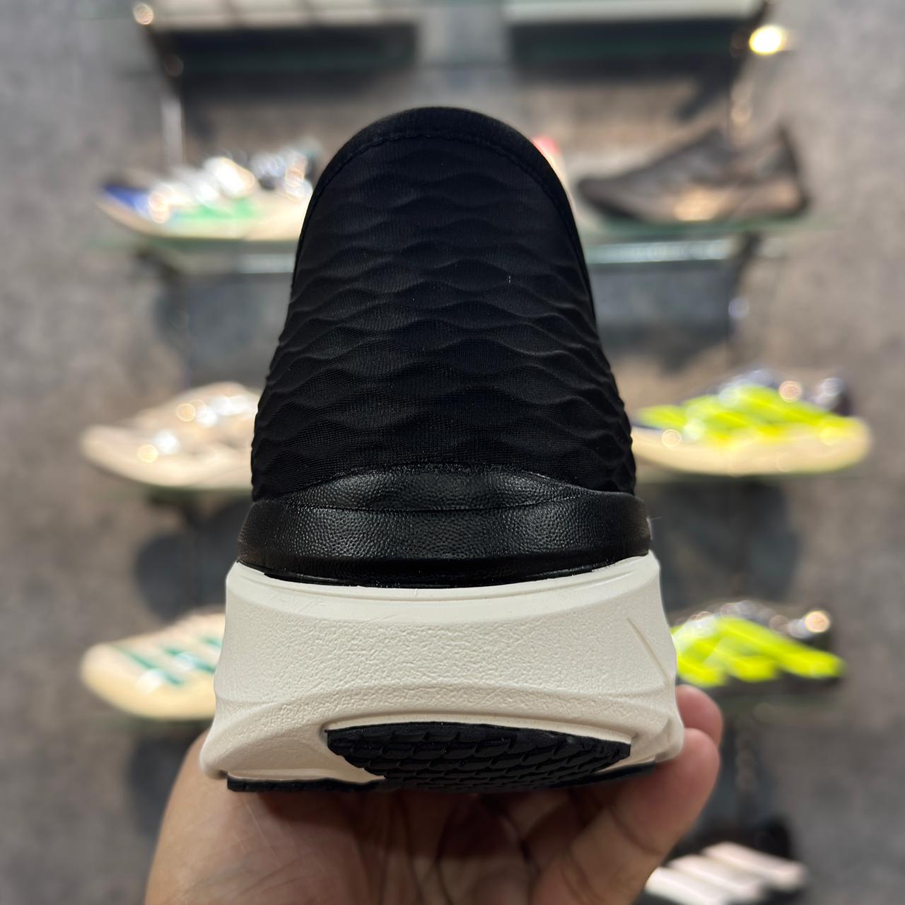 Sketcher Slip-ins Walker 