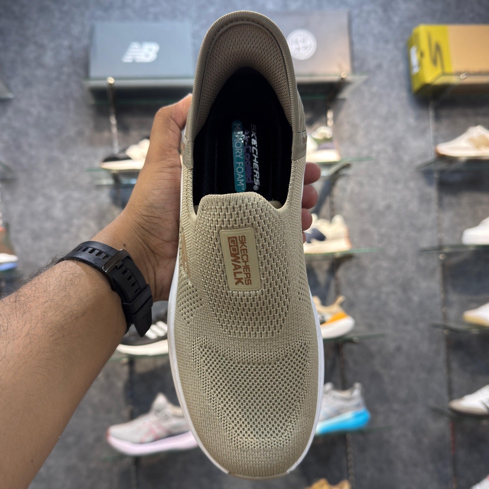 Sketcher Slip ins Max Cushioning Elite Khaki