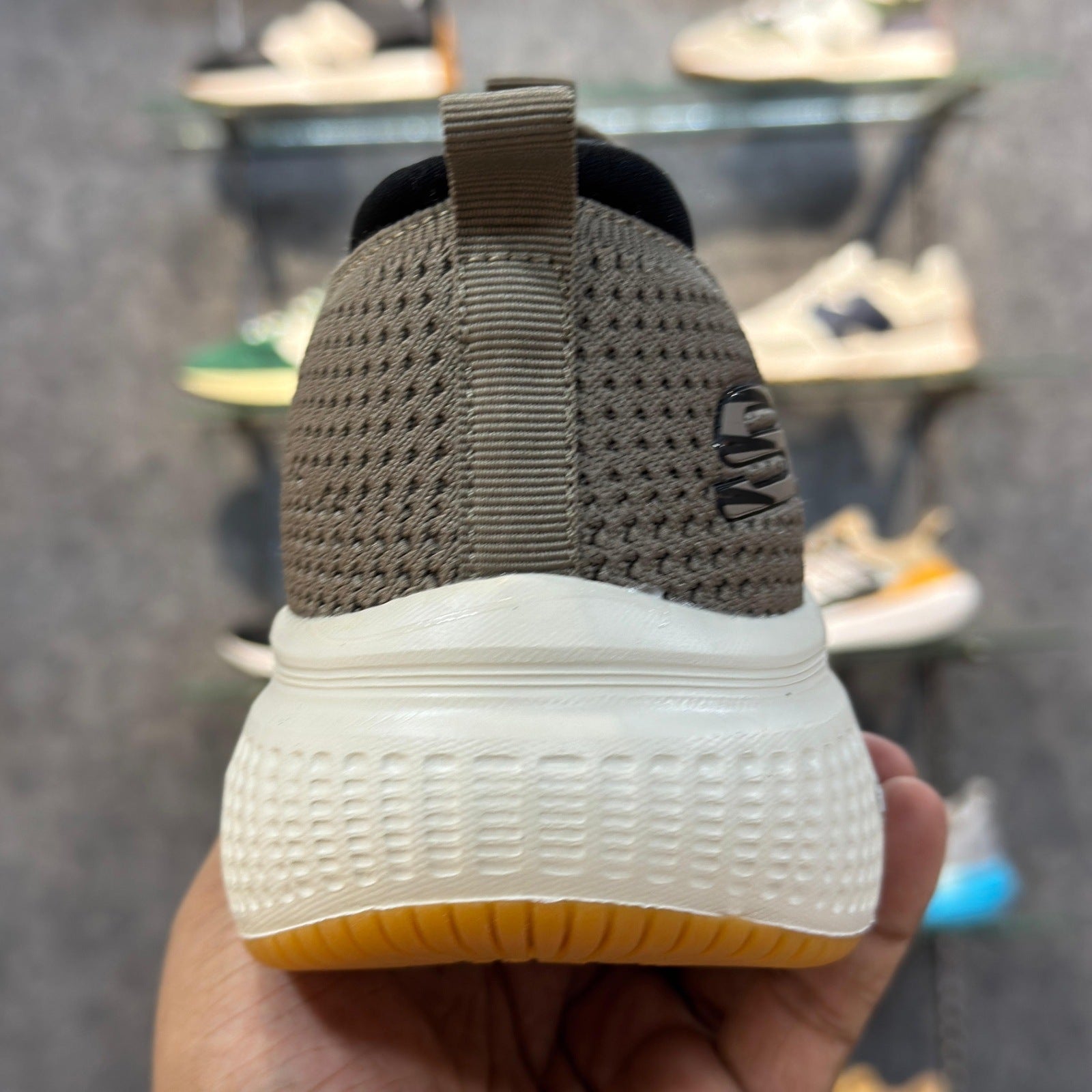 Sketcher Go Run Ultra Light 2.0 Khaki