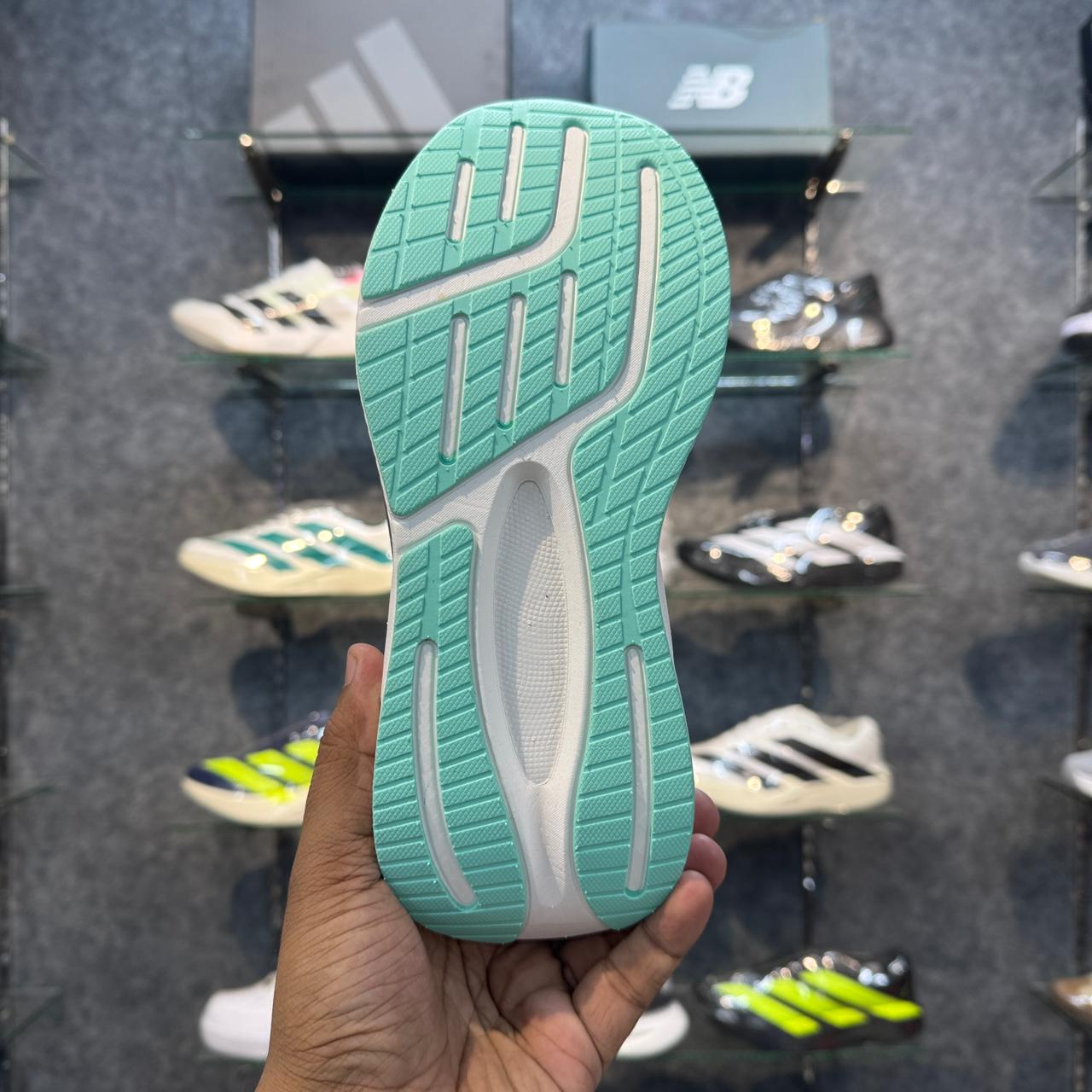 Sketchers ArchFit - Dark Grey