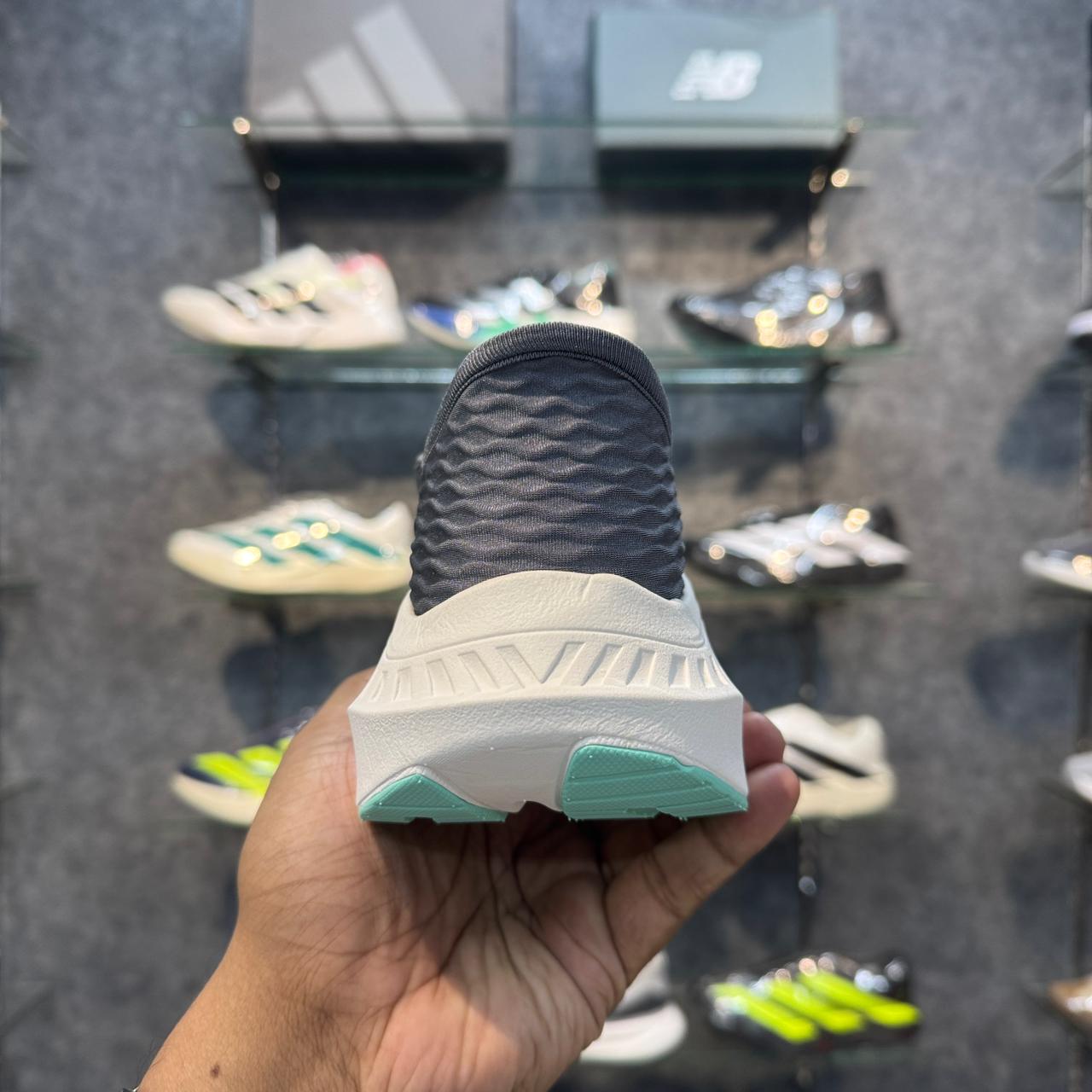 Sketchers ArchFit - Dark Grey