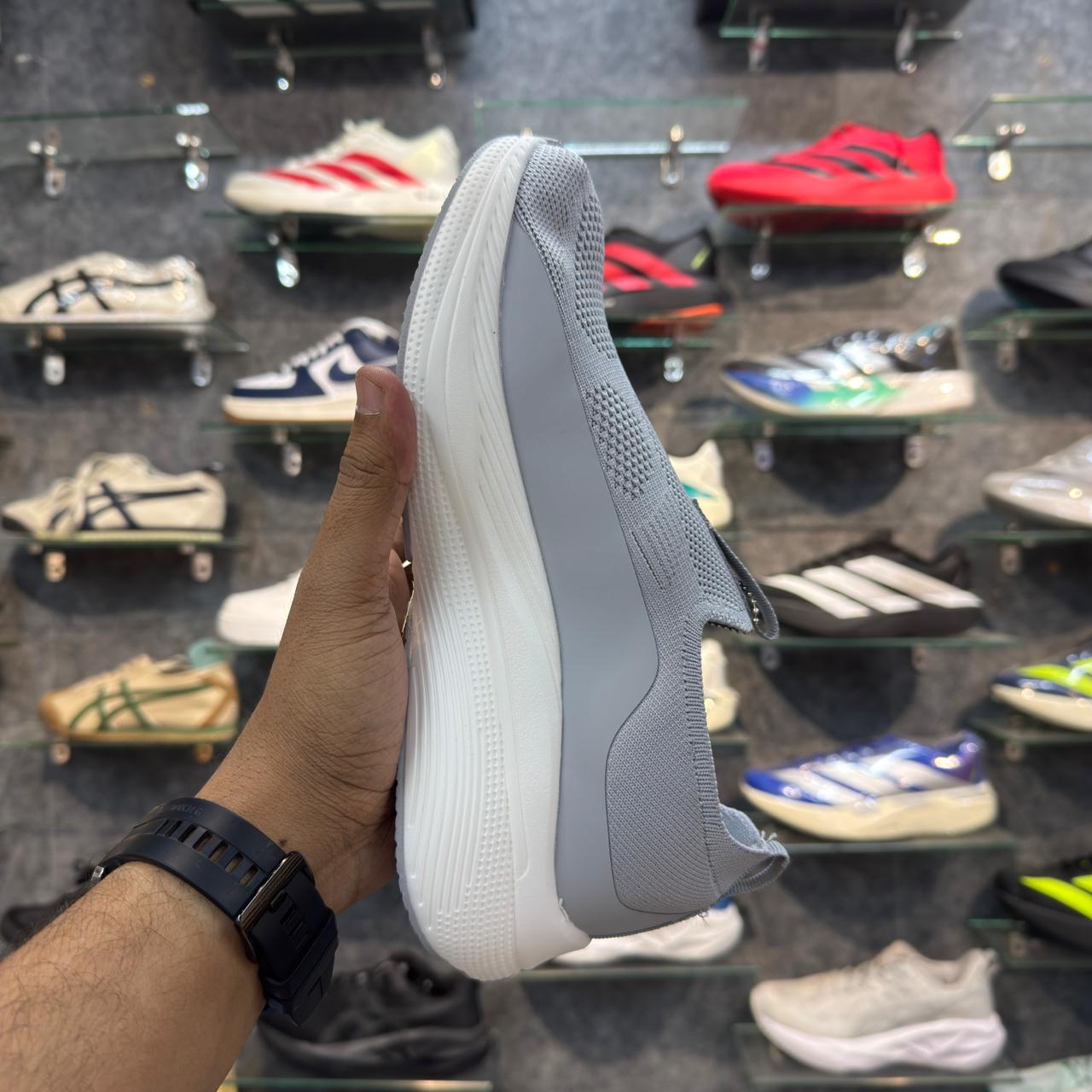 Sketchers Max Cushion 