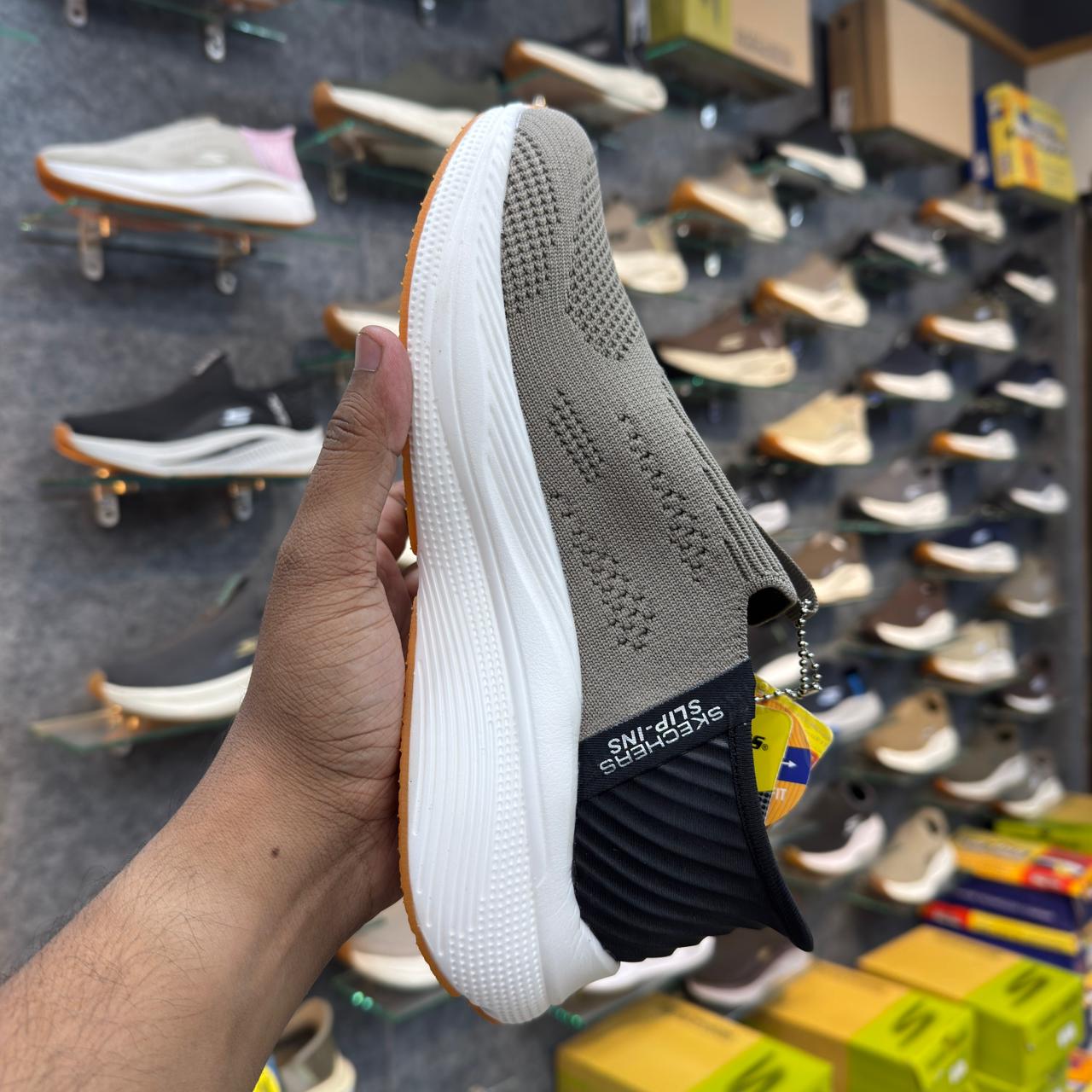 Sketchers Slip ins Max Cushion 