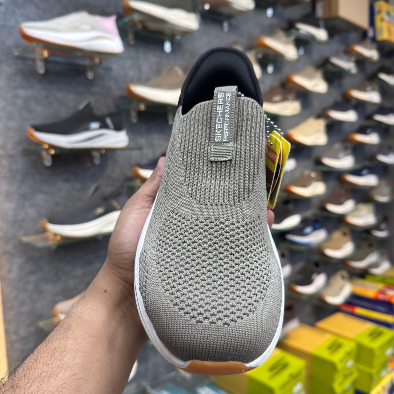 Sketchers Slip ins Max Cushion 