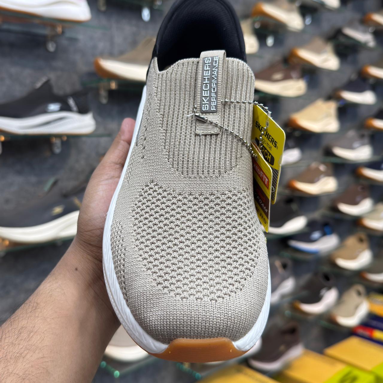 Sketchers Slip ins Max Cushion 