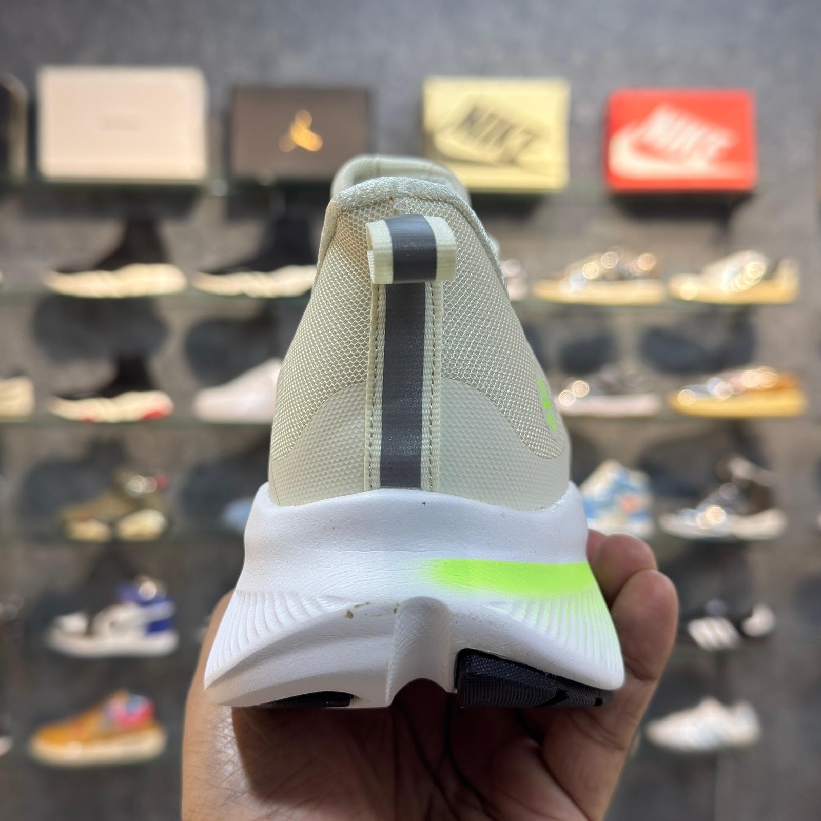 NK Zoom Neon White