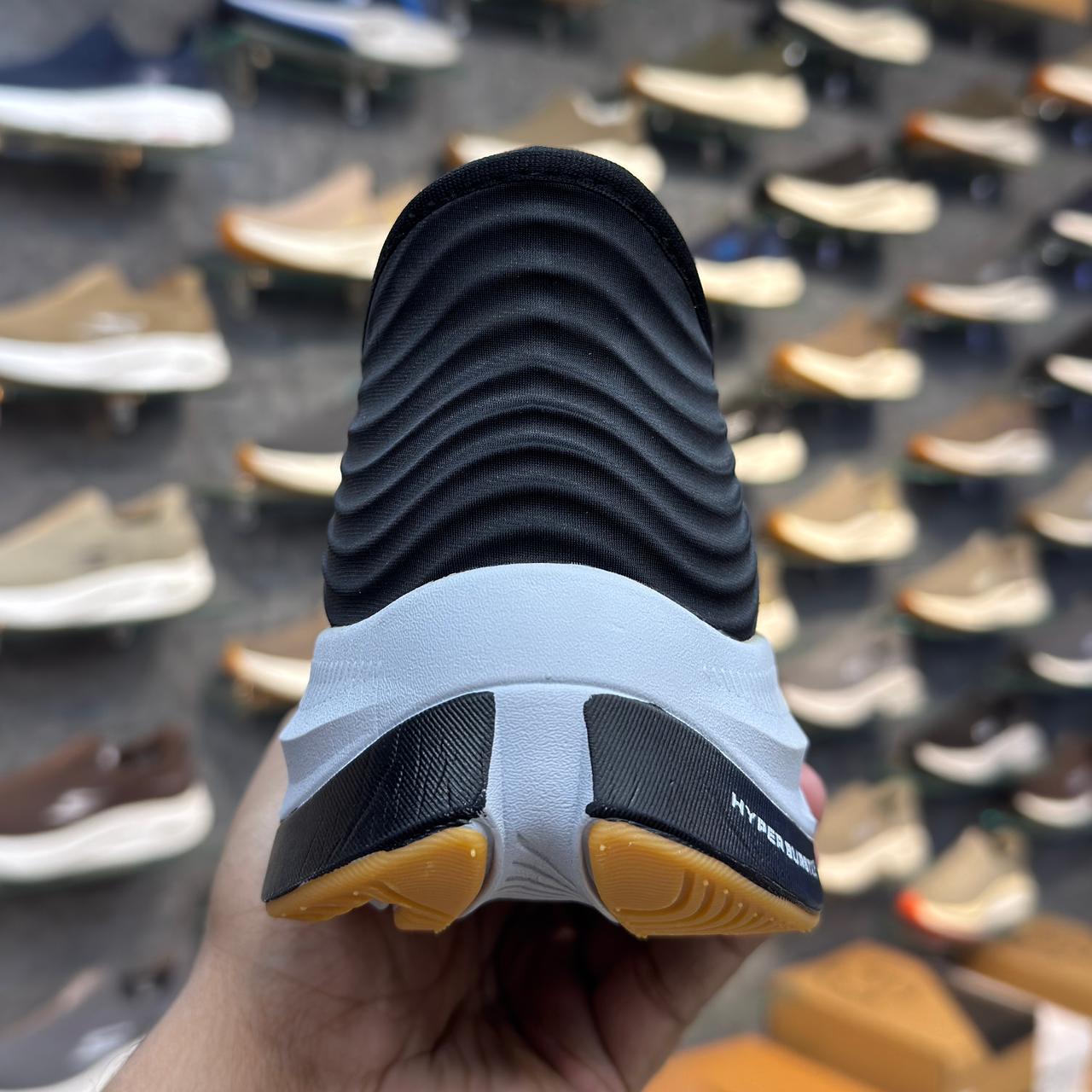 Sketcher Slip ins Archfit (Carbon Infused) 