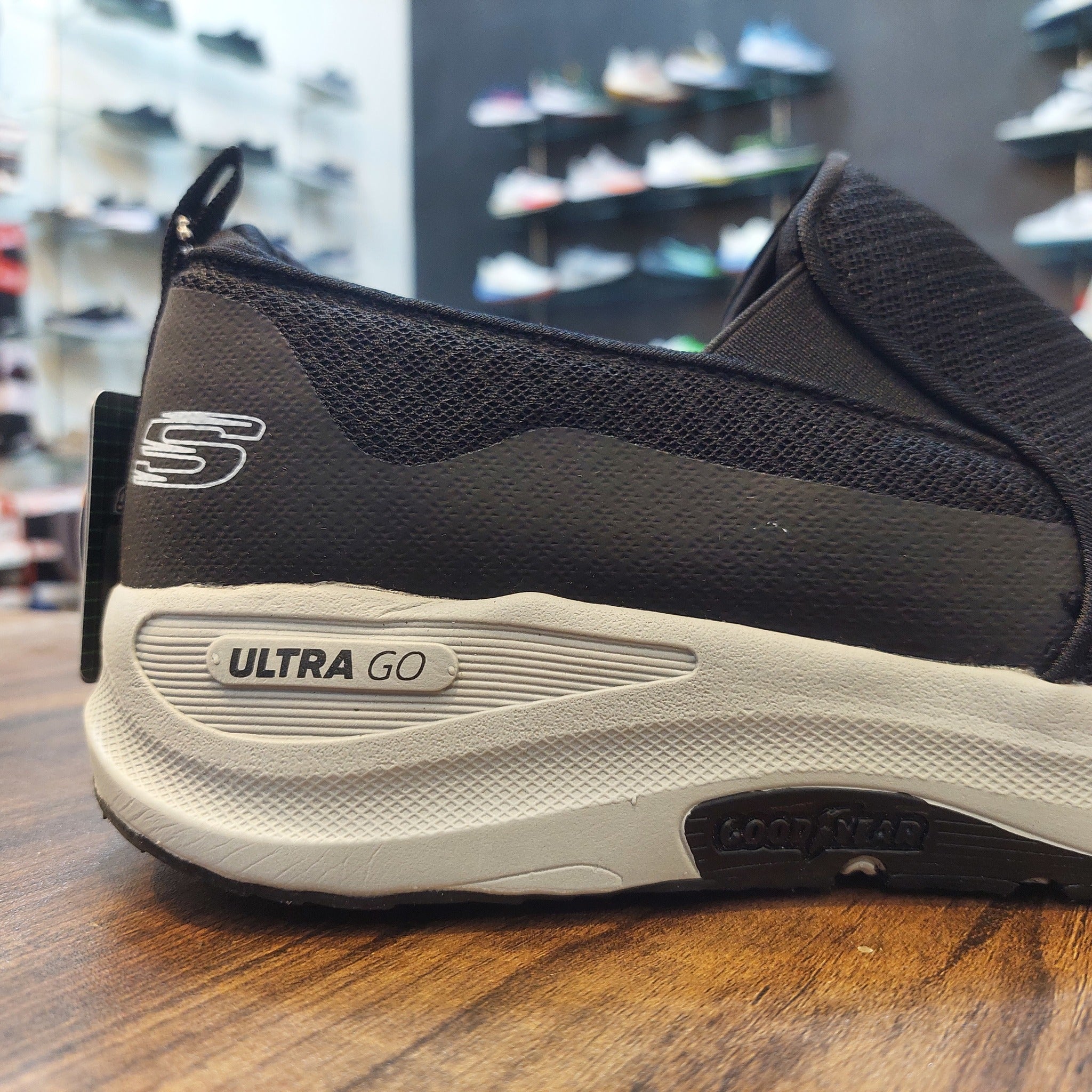 Skechers ultra hot sale go silver