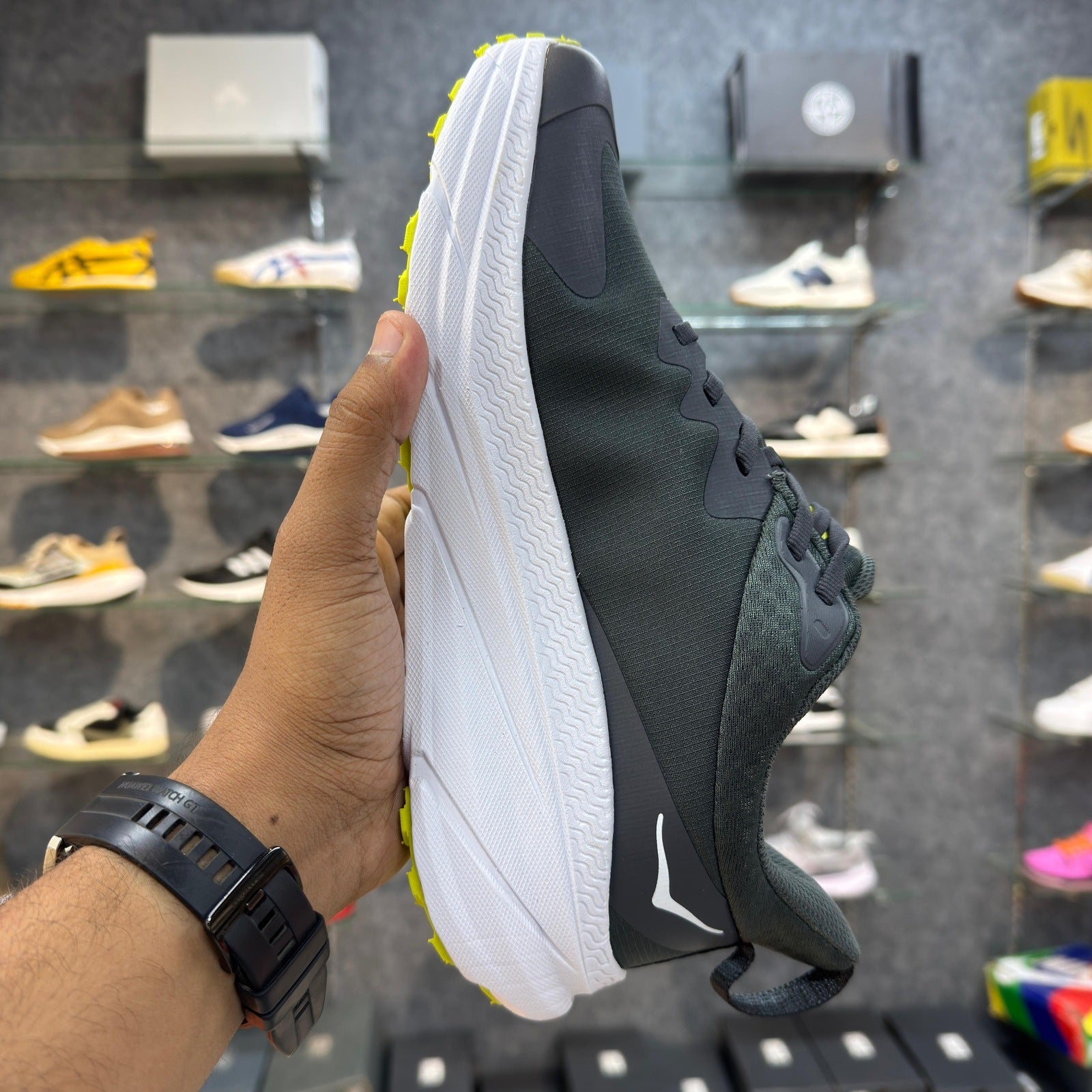 Hoka Challenger 7 GTX Dark Grey / Green