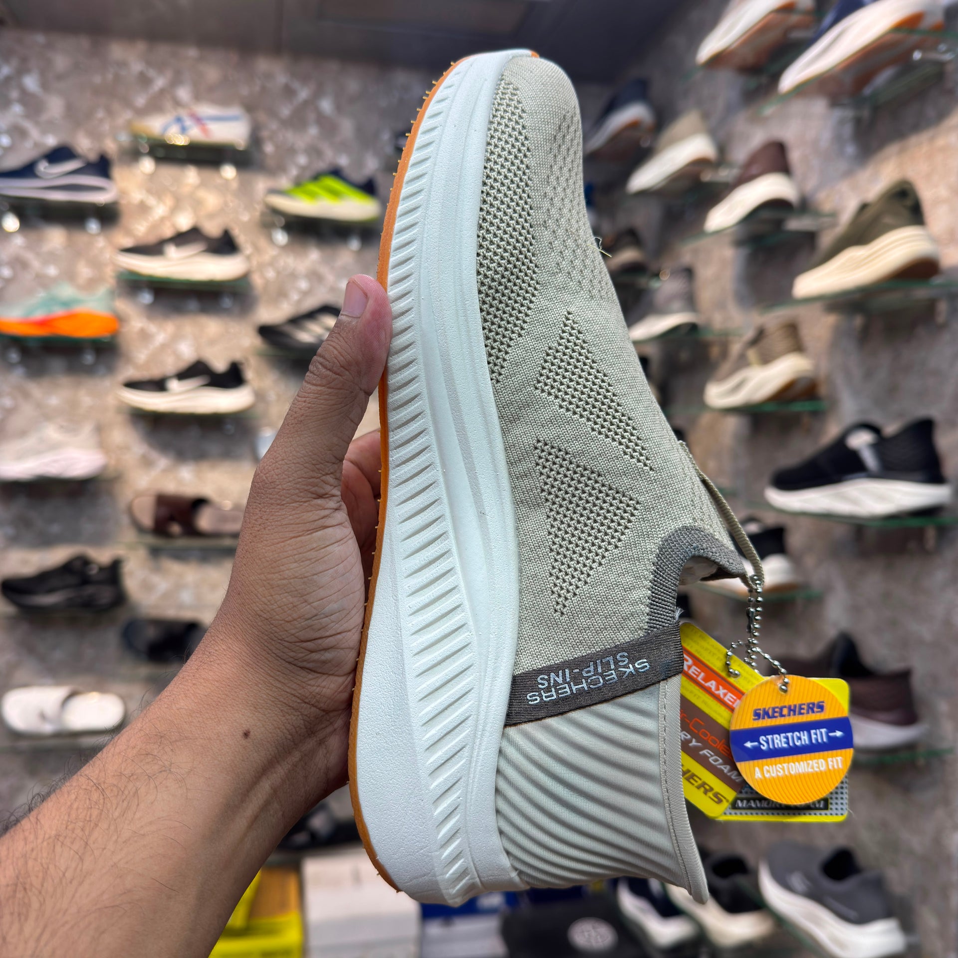 Sketcher Max Cushion Slip ins 