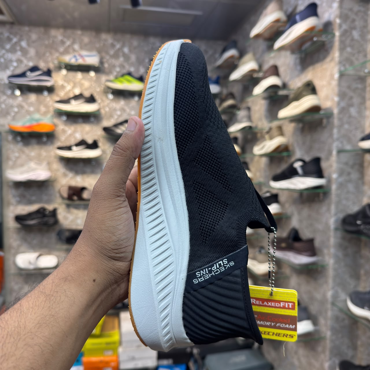 Sketcher Max Cushion Slip ins 