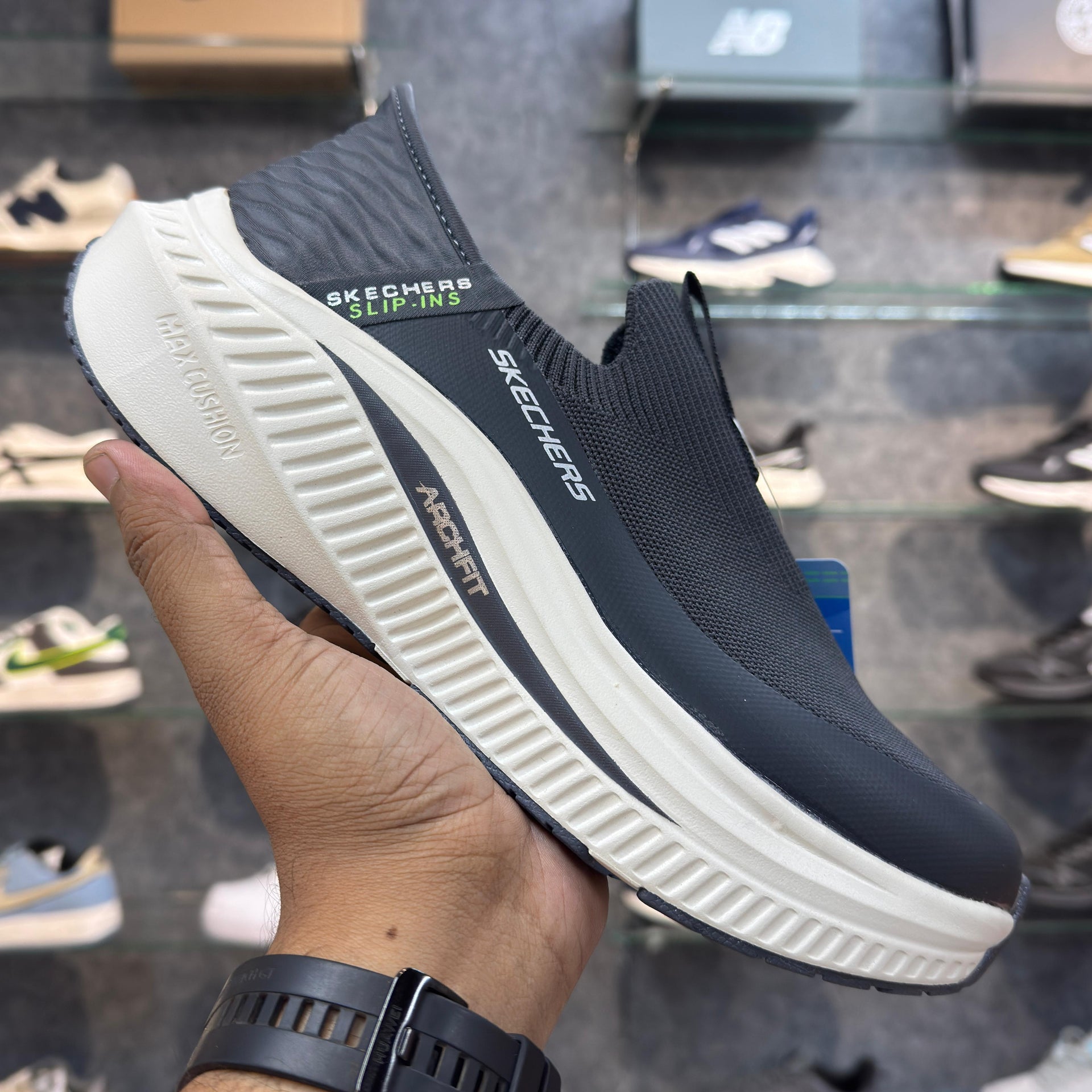 Sketcher Archfit Slip ins 