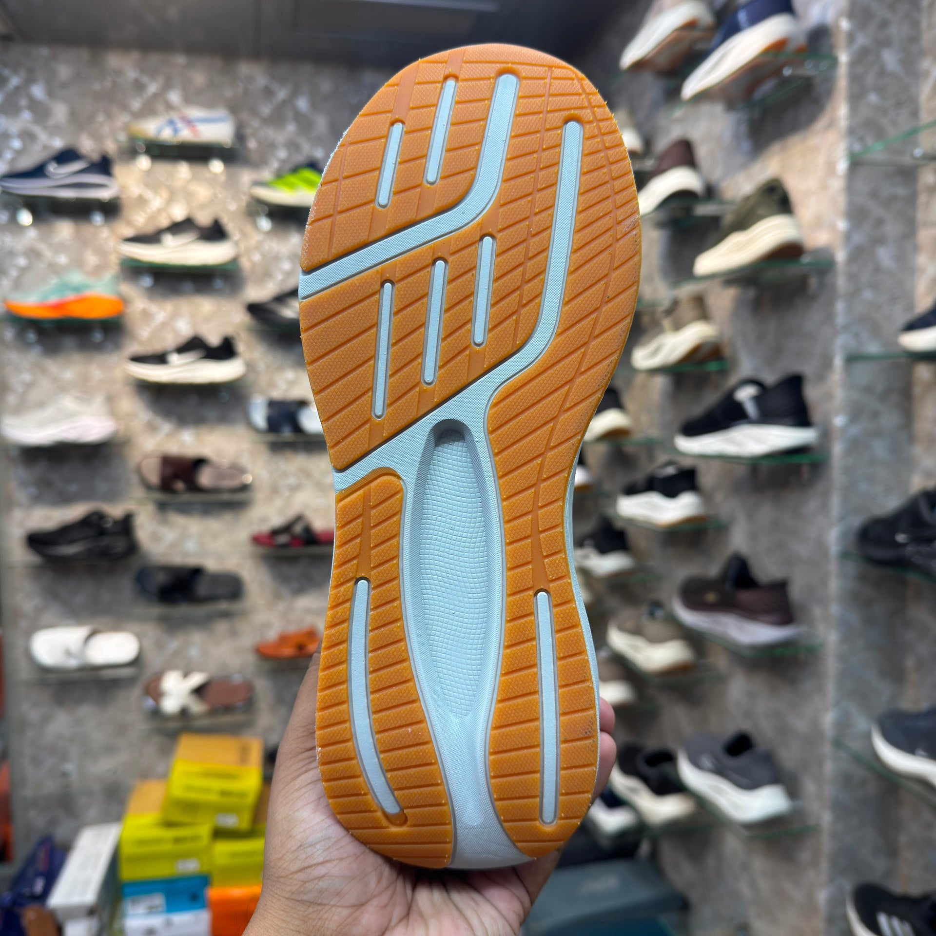 Sketcher Max Cushion Slip ins 