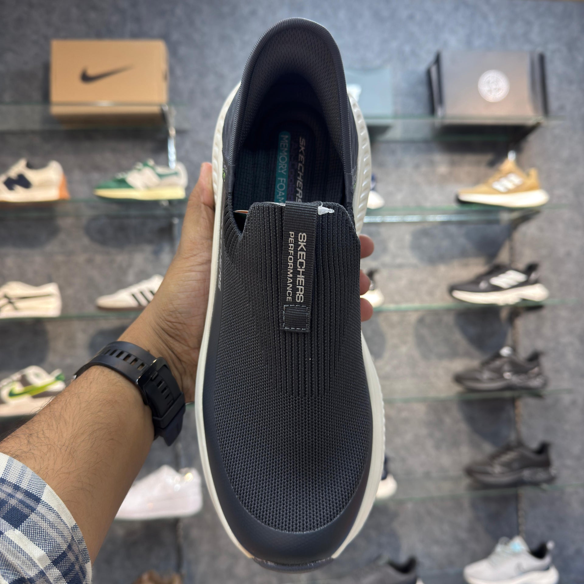 Sketcher Archfit Slip ins 