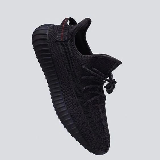 Black Yeezy-Boost 350 V2