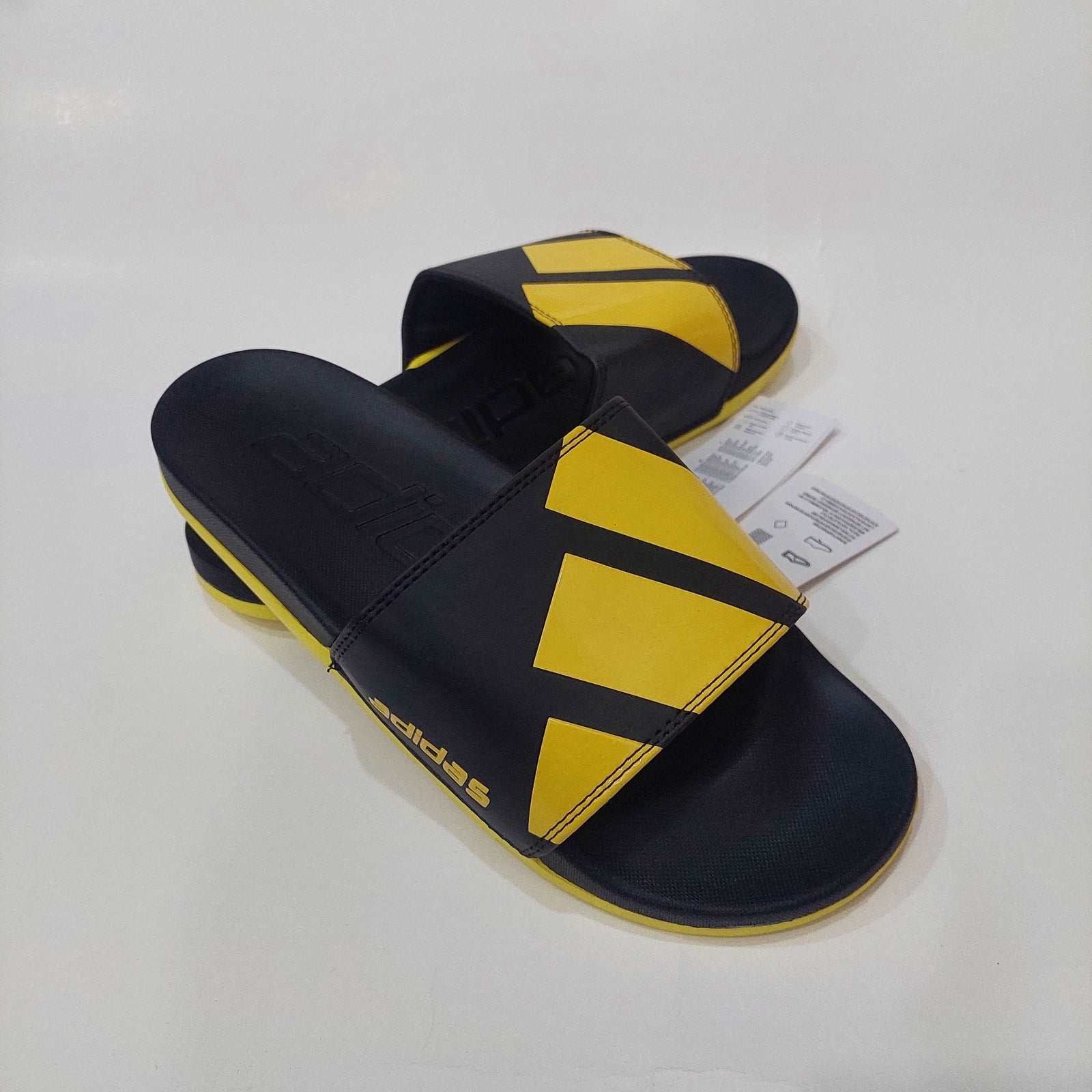 AD Adlite Slides Trefoil - Black/Yellow